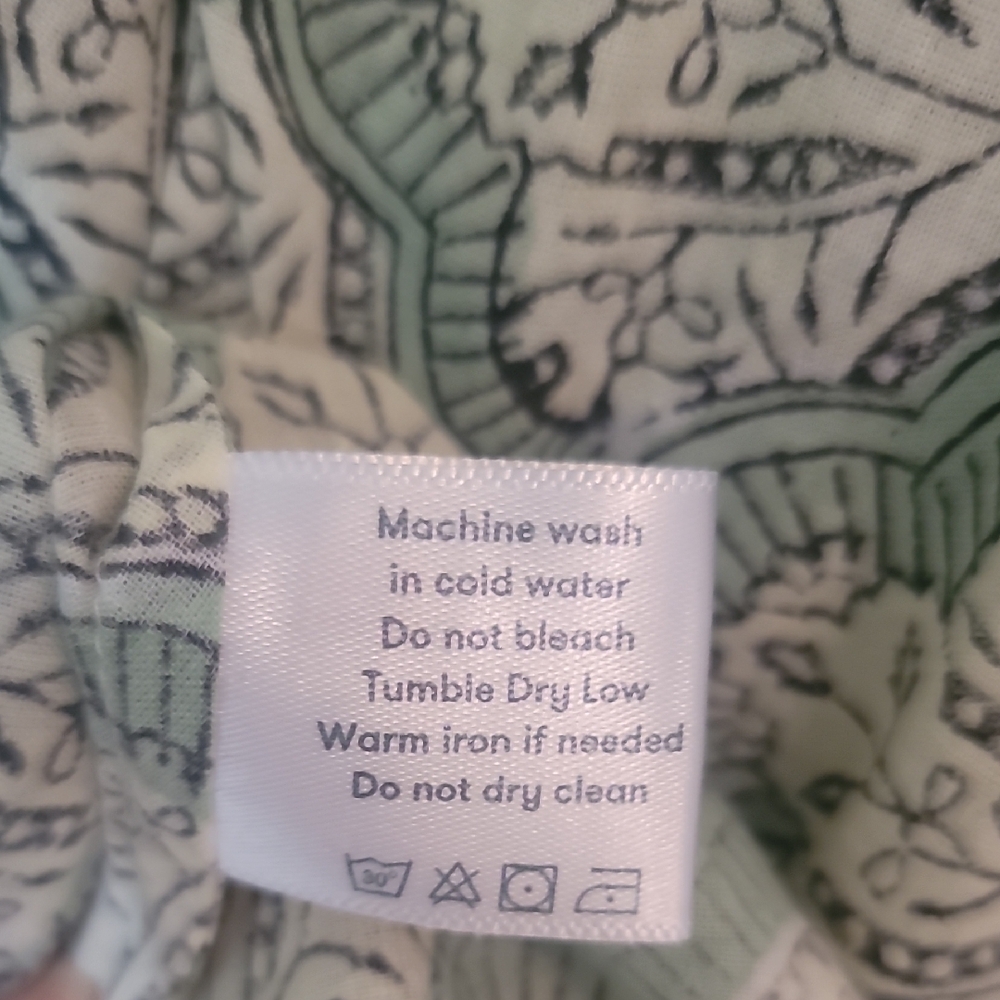 Roller Rabbit Green And White Leaf Pattern Blouse - image 6